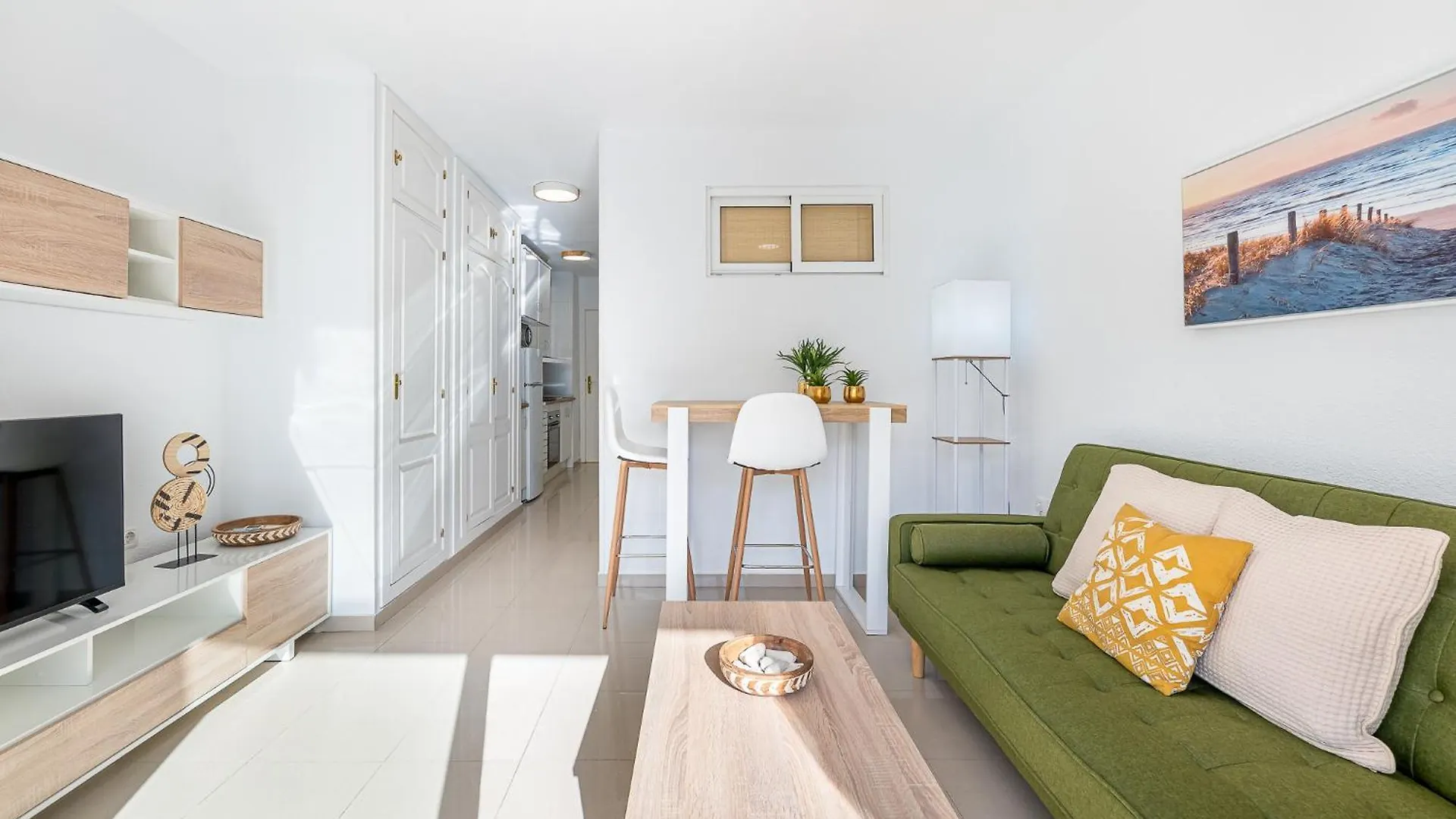 アパート 797 Holiday Rentals - Acogedor Estudio En Torrequebrada ベナルマデナ