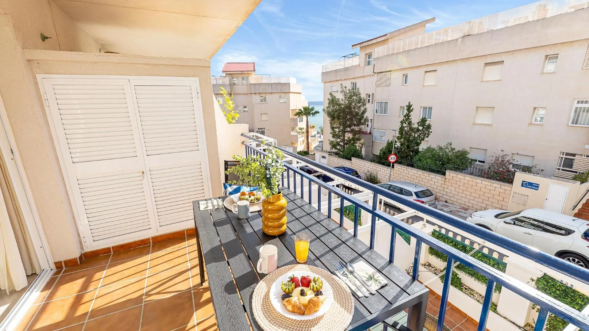 797 Holiday Rentals - Acogedor Estudio En Torrequebrada ベナルマデナ